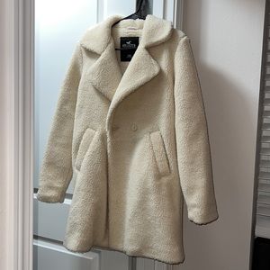 Hollister Cream Teddy Dad Coat